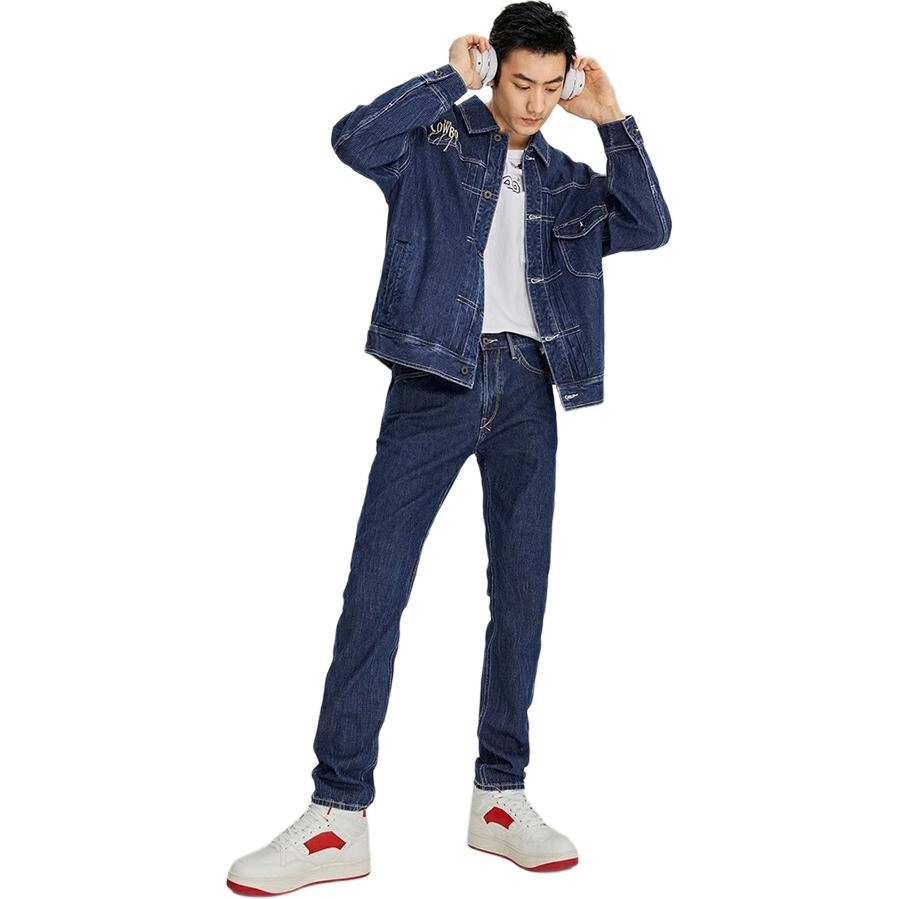 Lee