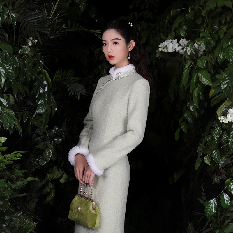 槿爷东方 皖青复古毛呢加厚旗袍 女款 奶绿色
