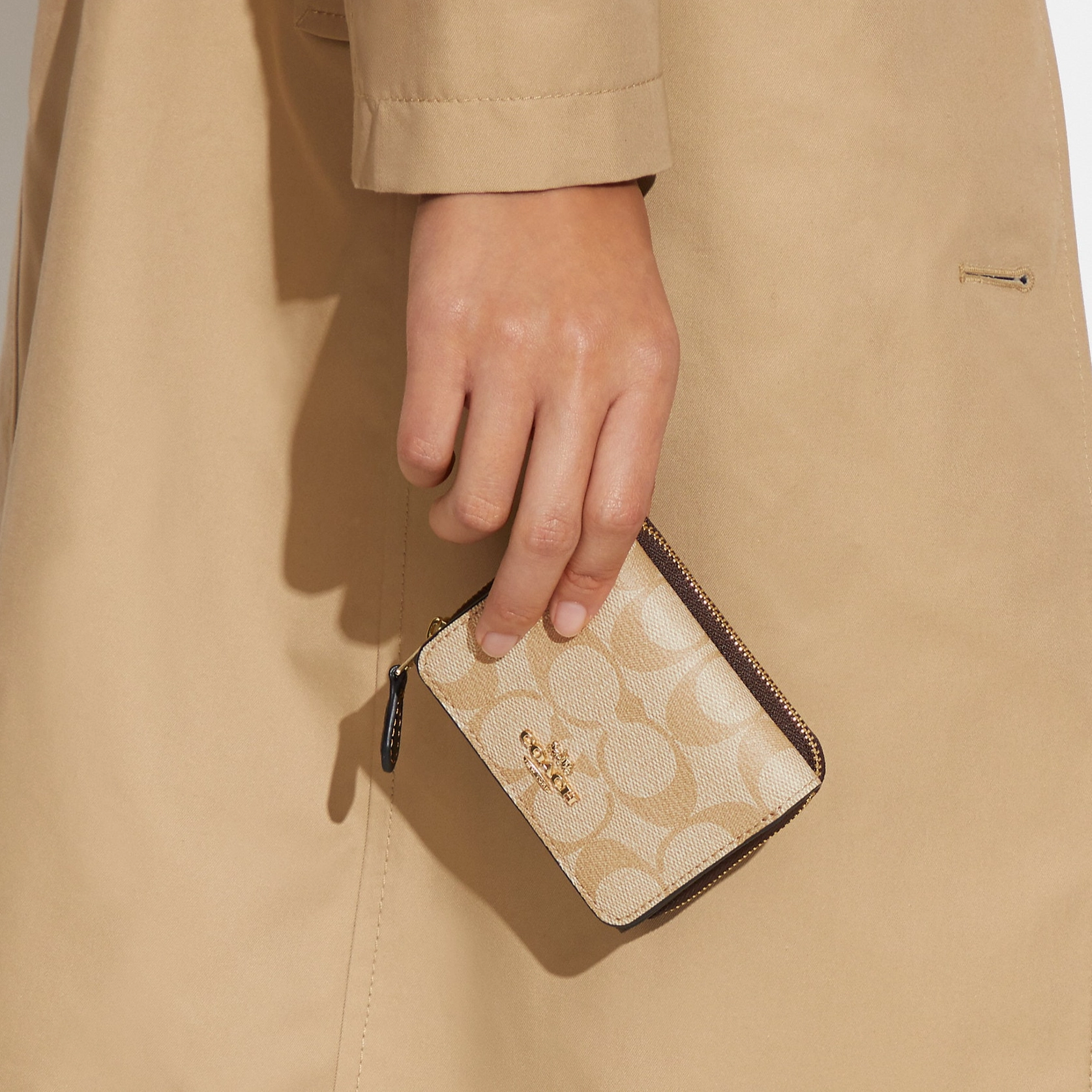 COACH Trifold Wallet 10