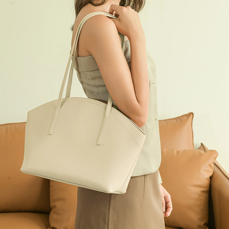 MISS MUSI Tote