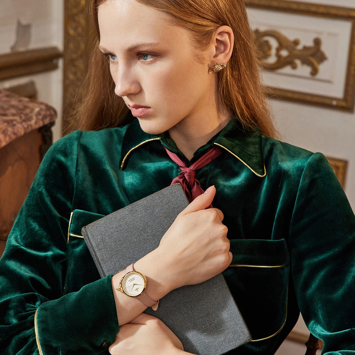 Vivienne Westwood 34mm DWVV139WHPK