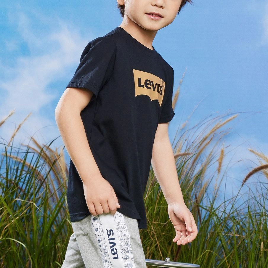 Levis SS23 LogoT