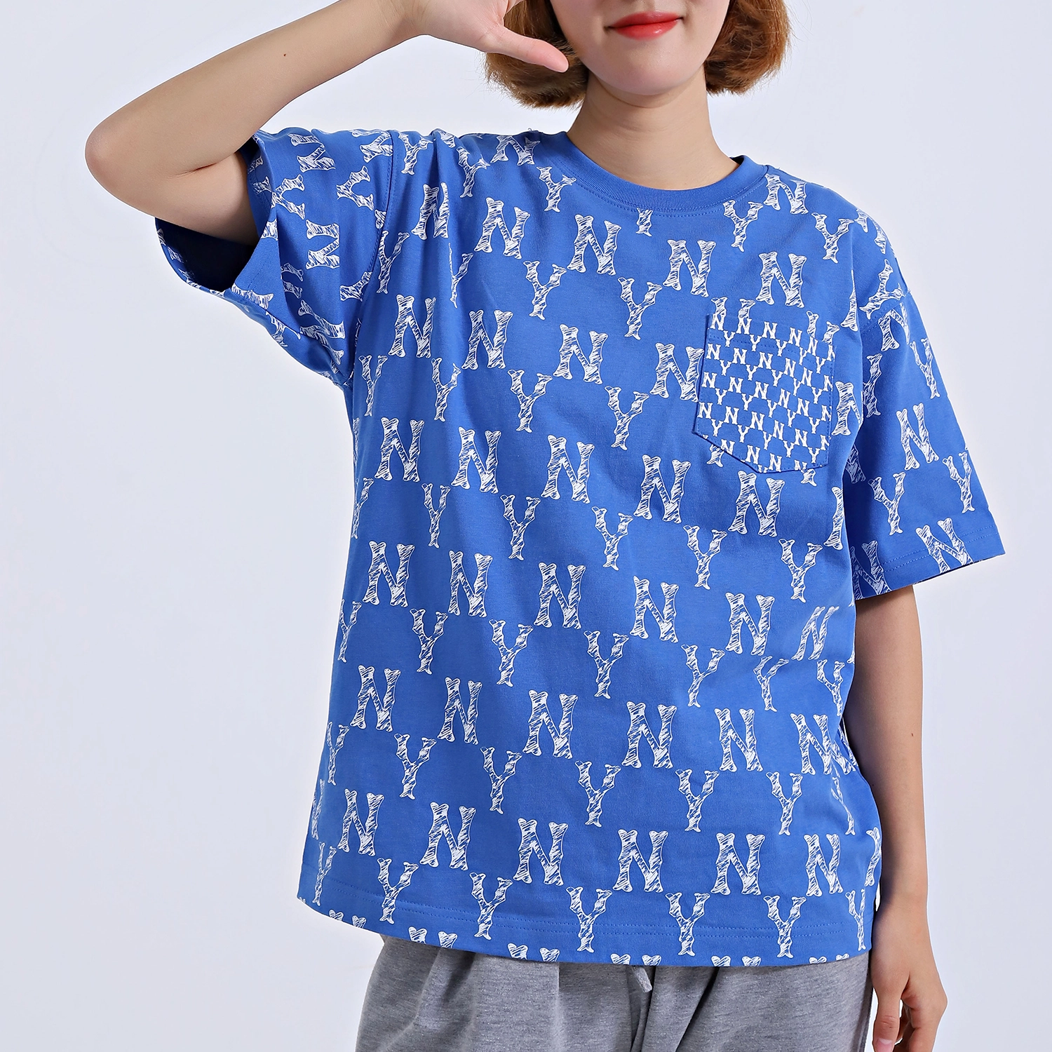 MLB T