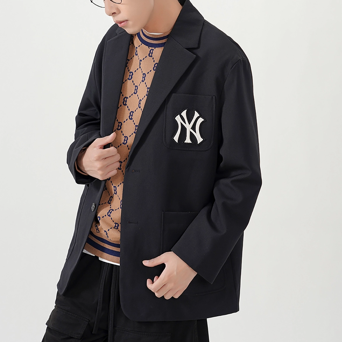 MLB FW22 Logo
