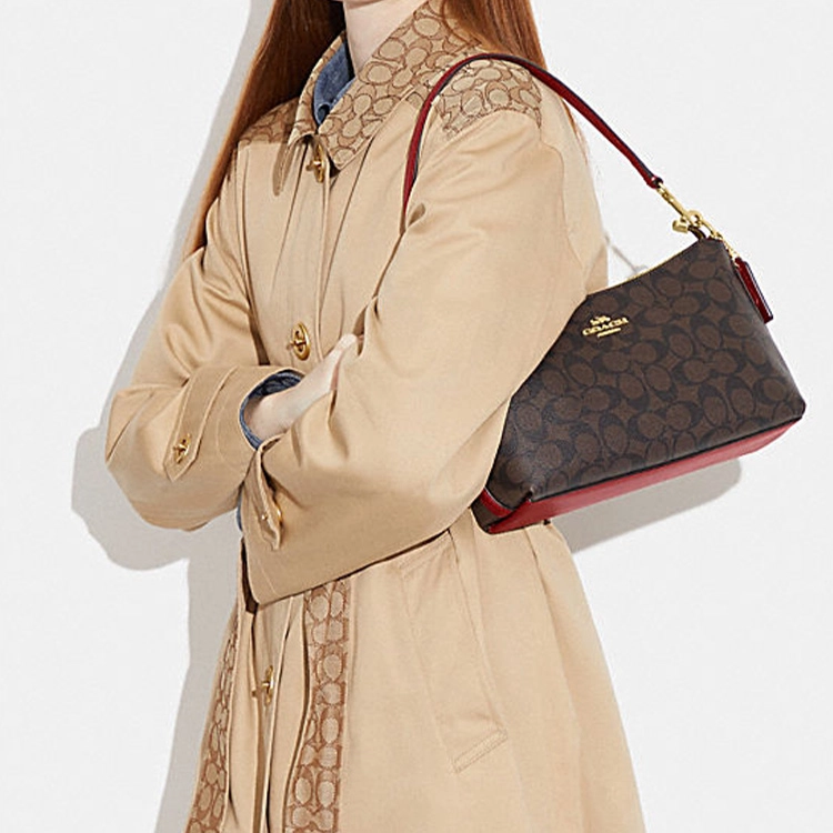 COACH Clara 26