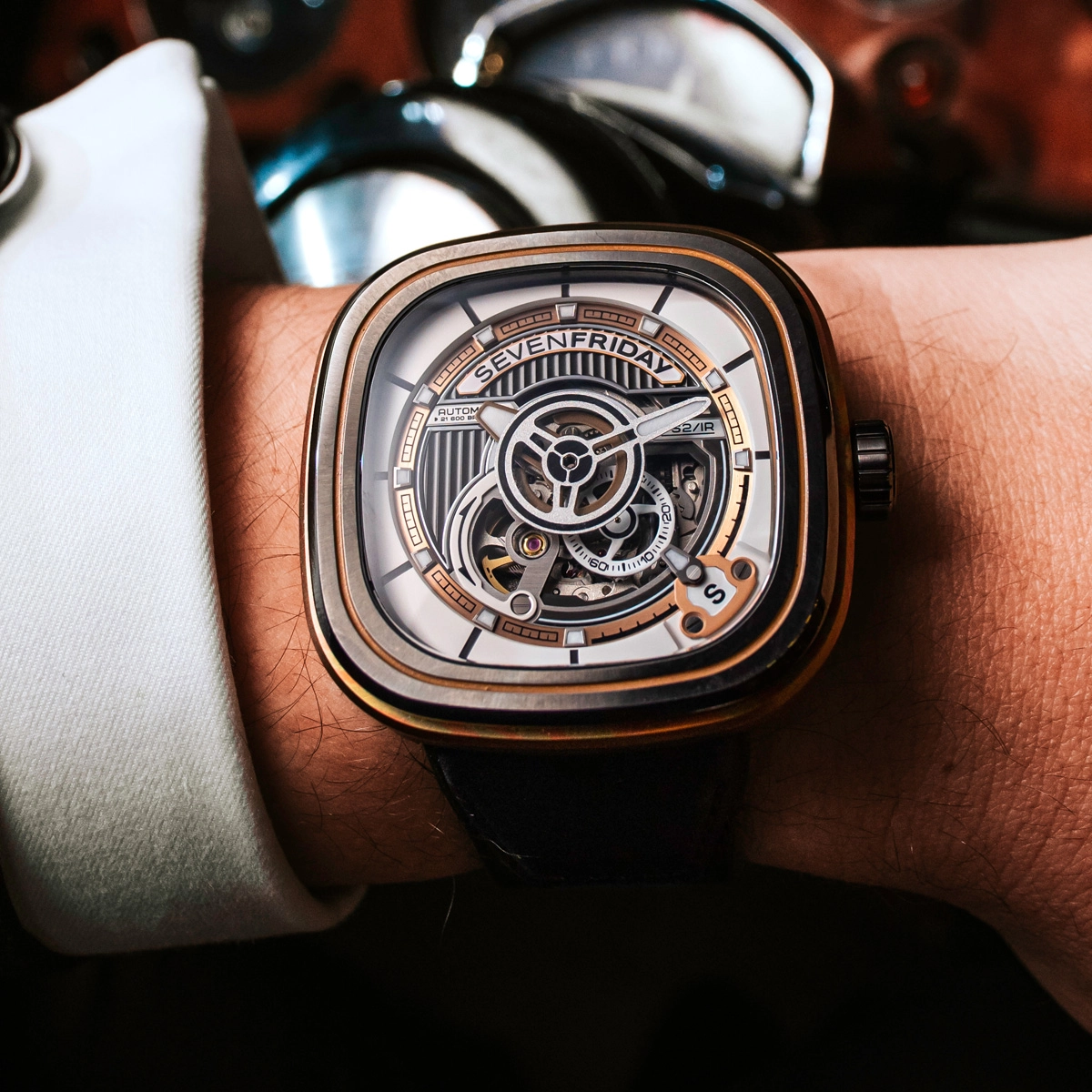 SEVENFRIDAY P 47.6mm PS202