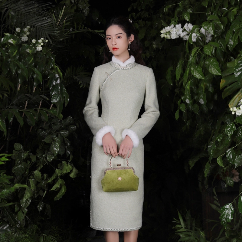 槿爷东方 皖青复古毛呢加厚旗袍 女款 奶绿色