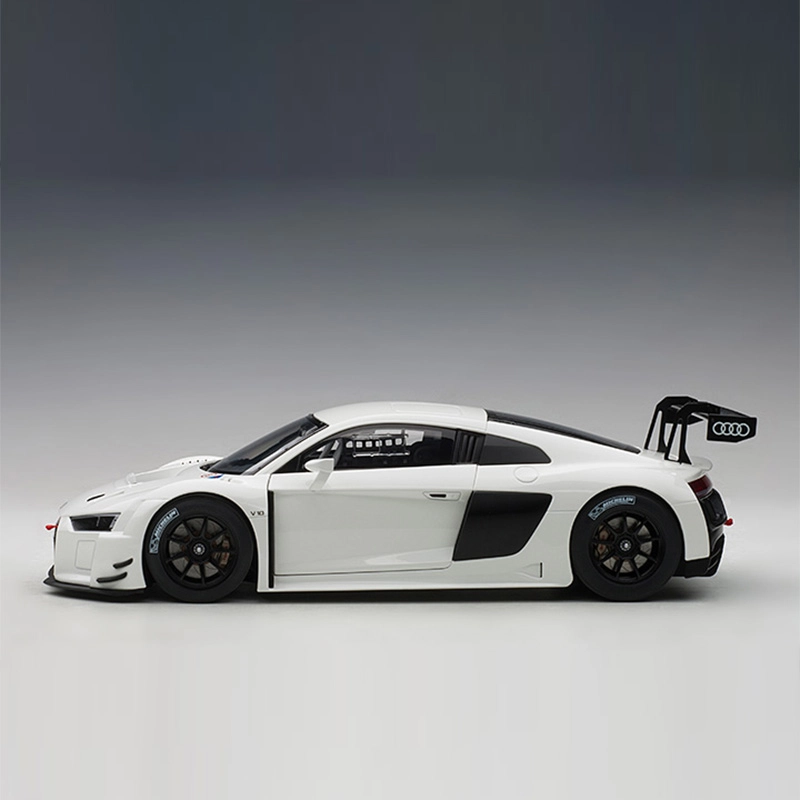 AUTOart 118 R8 LMS