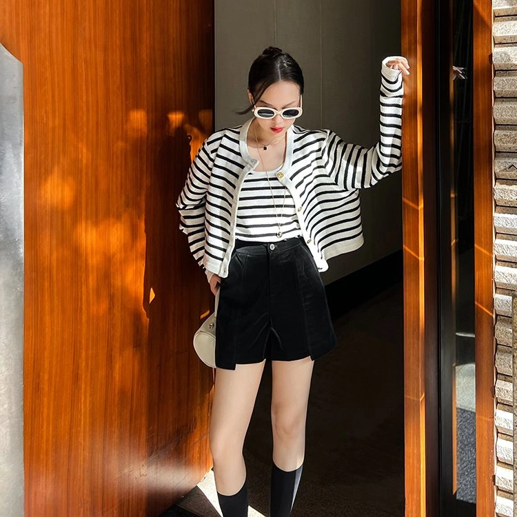 美洋 条纹单排扣针织衫 女款 白色