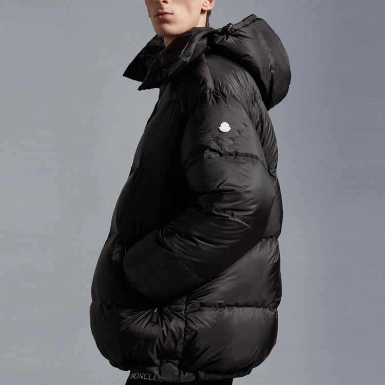 Moncler SS23 Hyke