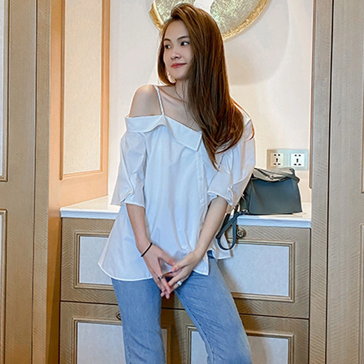 美洋 不对称露肩单排扣纯色五分袖衬衫 女款