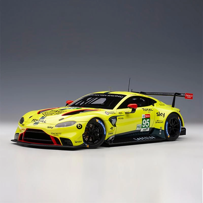 AUTOart 118 VANTAGE GTE LE MANS