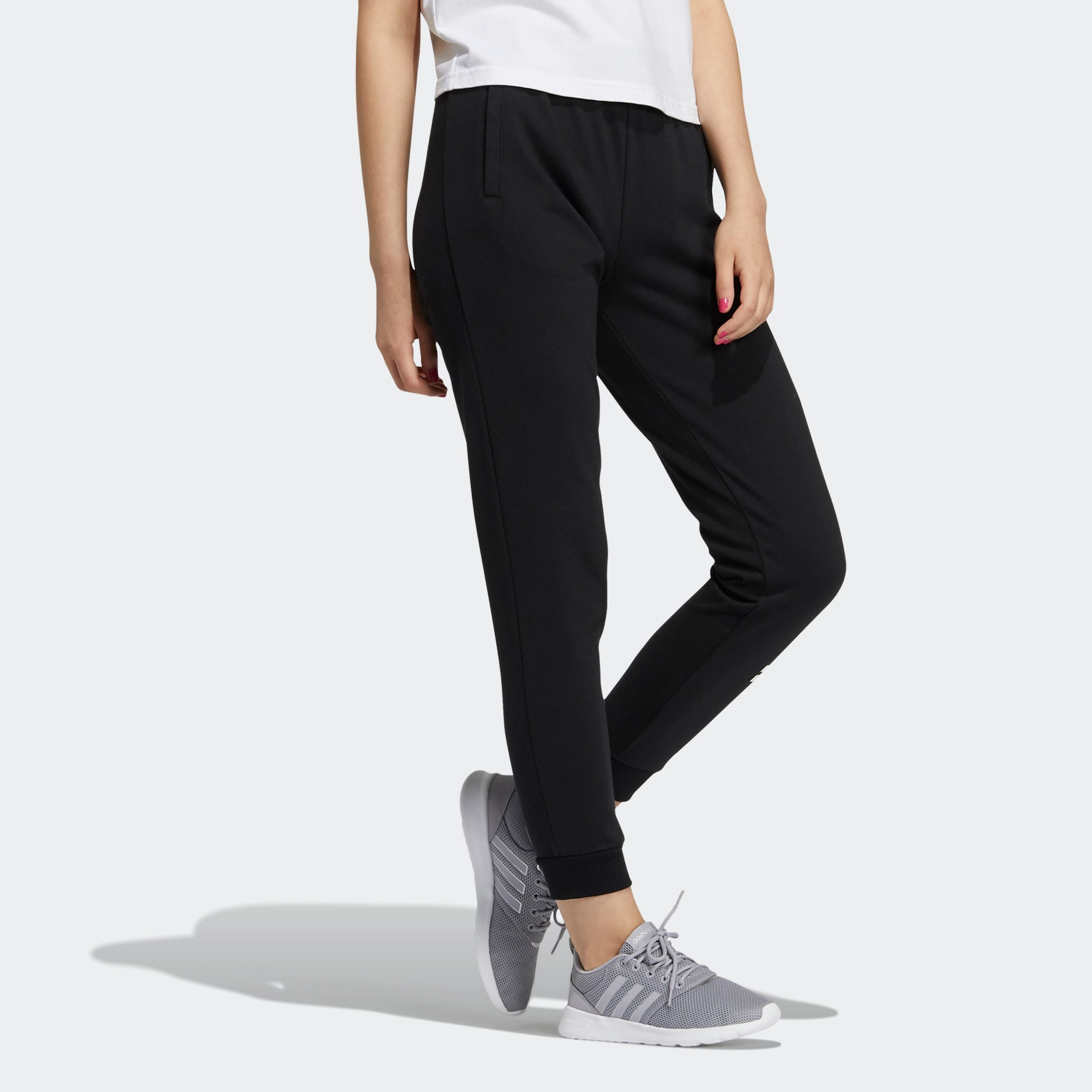adidas neo W Esntl Pt Knt Logo