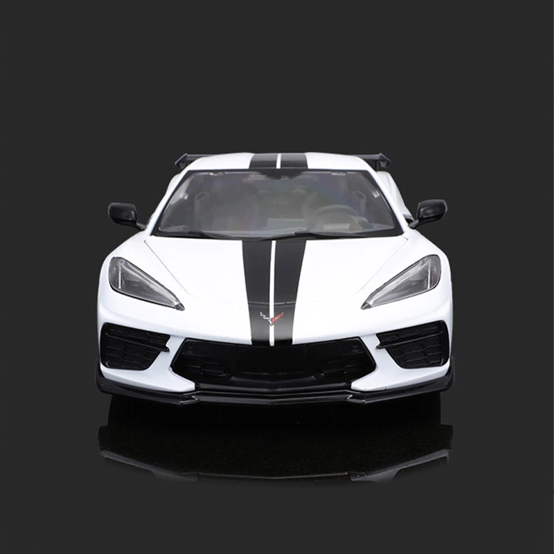 Maisto 118 CHEVROLET C8 Stingray Coupe