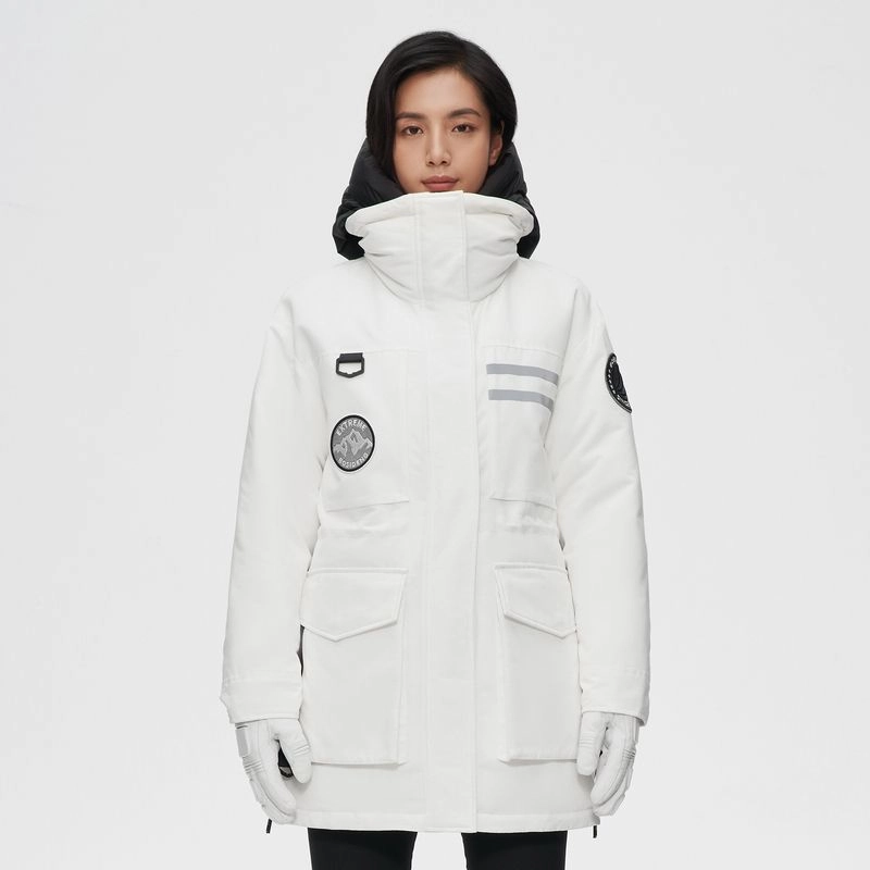 波司登 极寒工装多口袋撞色帽反光条防风鹅绒羽绒服 女款