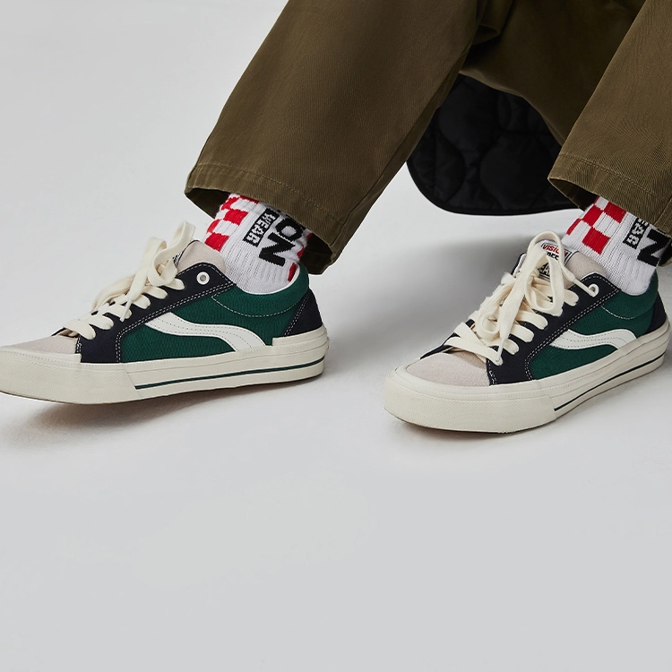 oddCIRKUS x Vision Street Wear Astley Pro