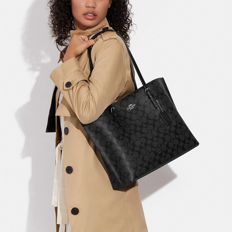 COACH Mollie 34 Tote