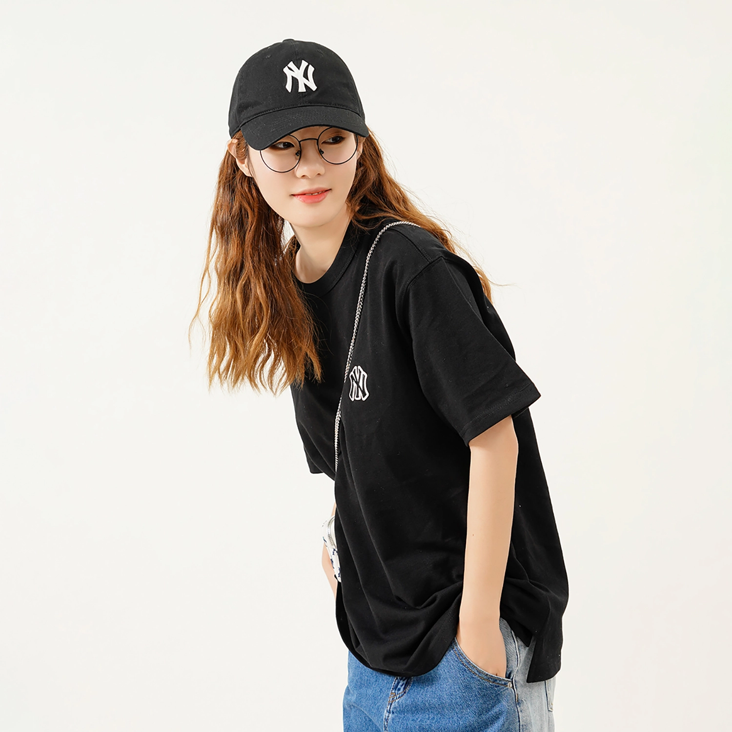 MLB T