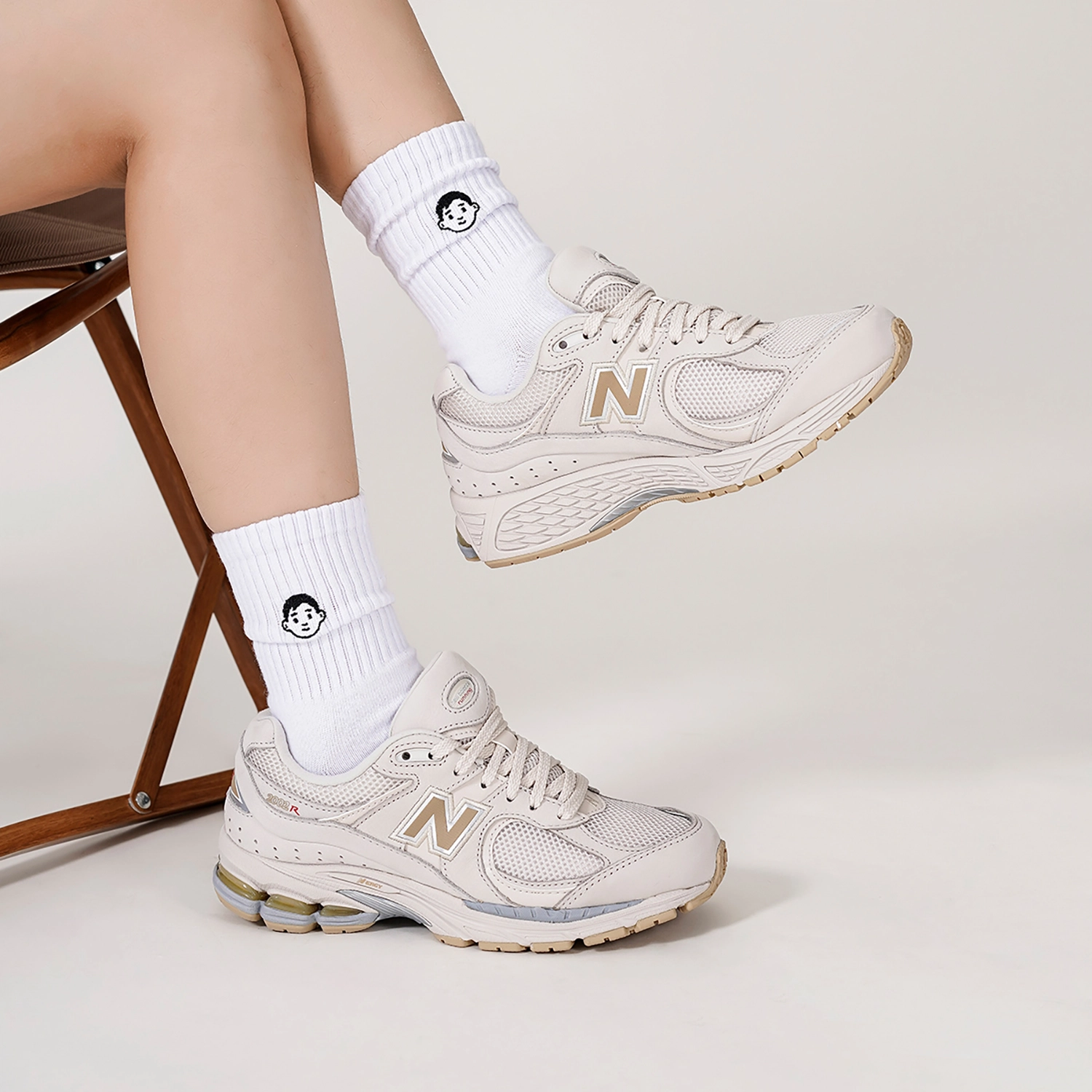 New Balance NB 2002R