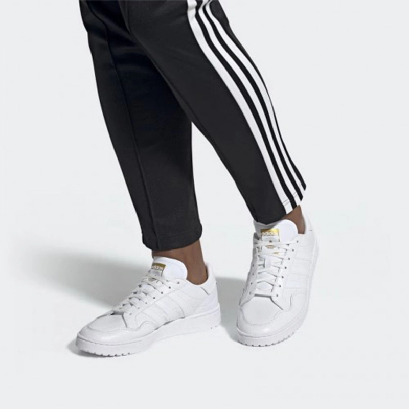 adidas originals Team Court