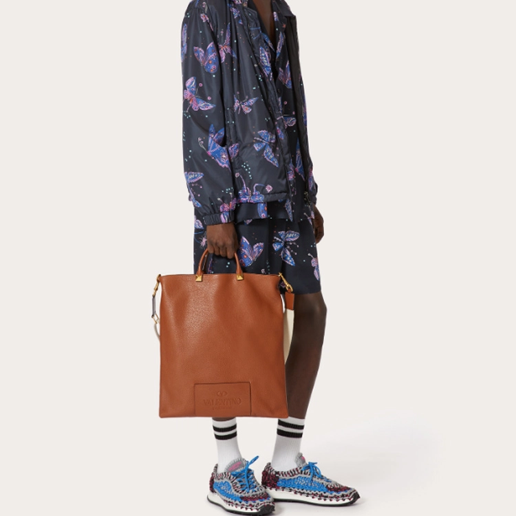 Valentino IDENTITY