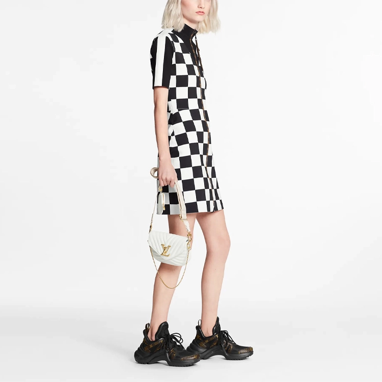 LOUIS VUITTON A