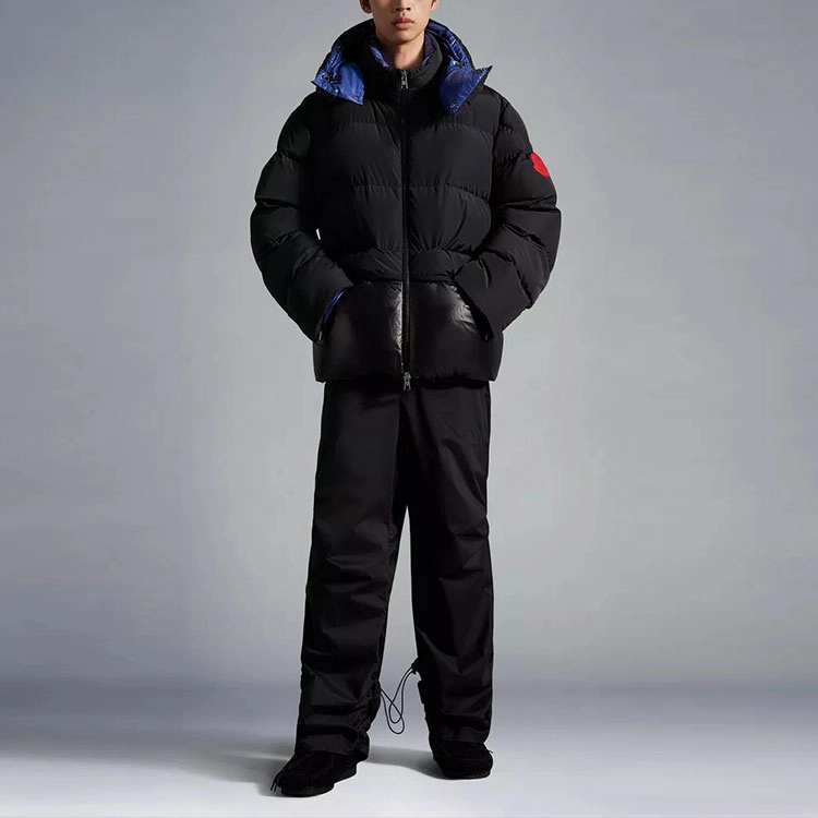 Moncler FW22 2 Moncler 1952 Logo
