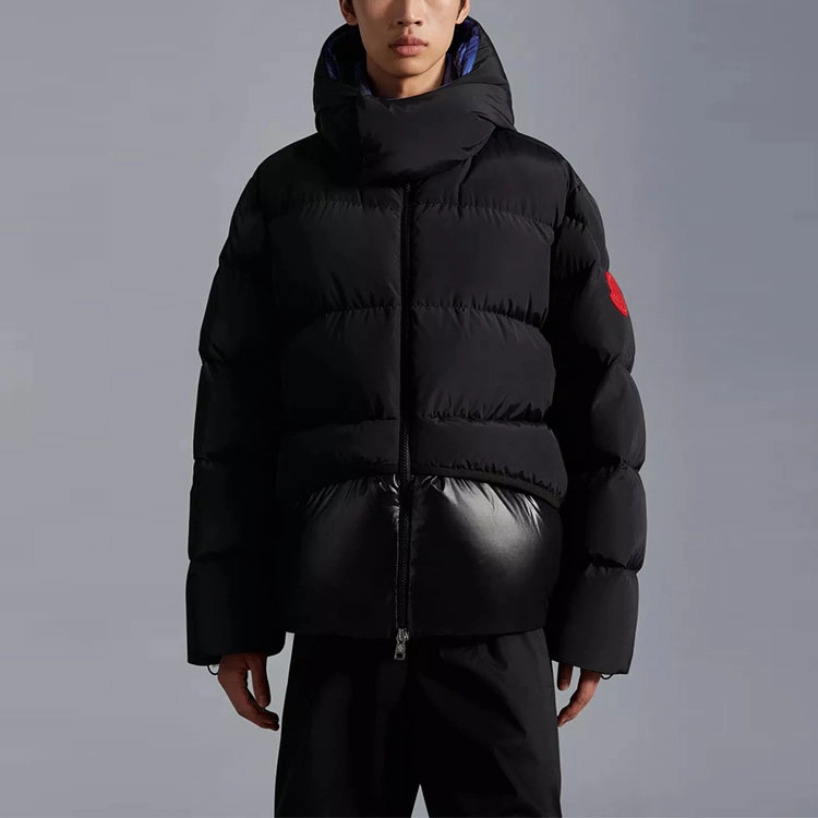 Moncler FW22 2 Moncler 1952 Logo