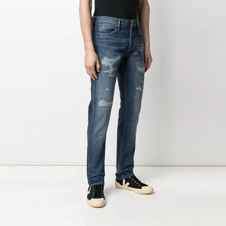 EMPORIO ARMANI J70
