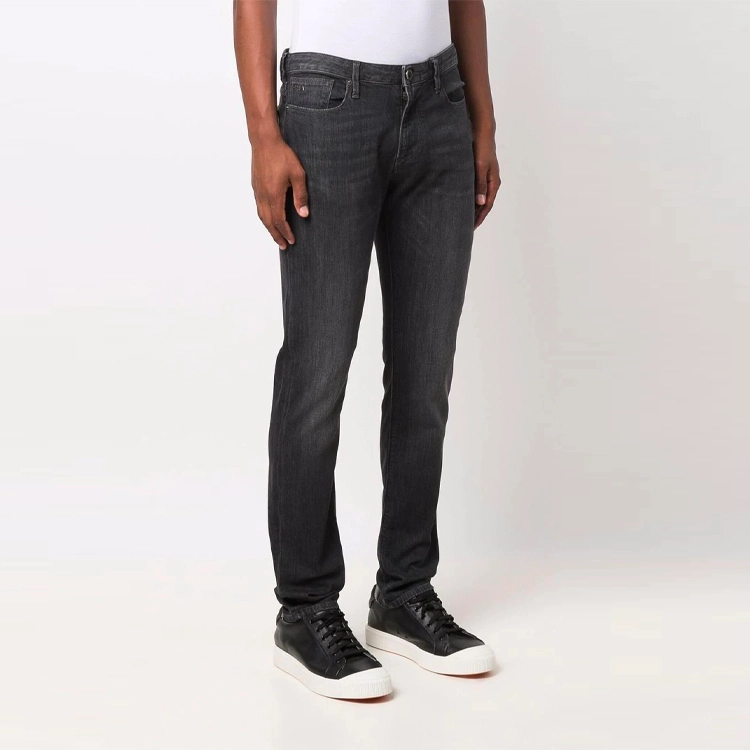 EMPORIO ARMANI Logo
