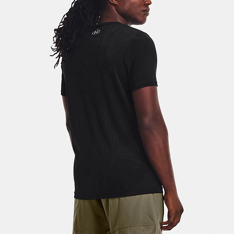 Under Armour logoT
