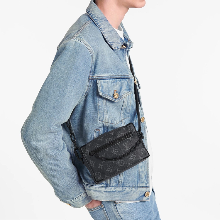LOUIS VUITTON SOFT TRUNK