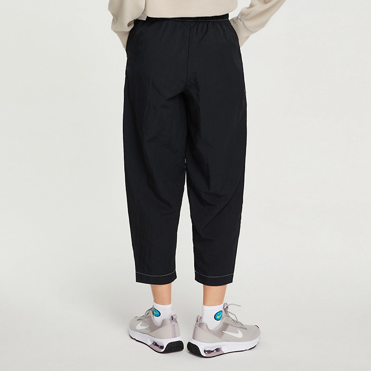Nike SS22 Logo