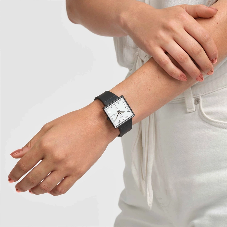SWATCH BIOCERAMIC WHAT IF COLLECTION 20 33.25*41.8mm SO34B700