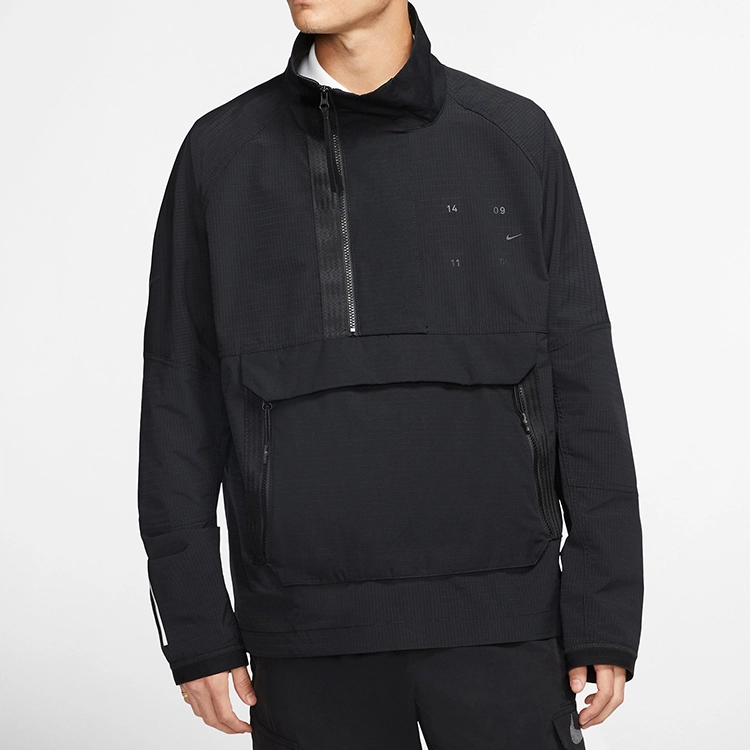 Nike Sportwear Tech Pack