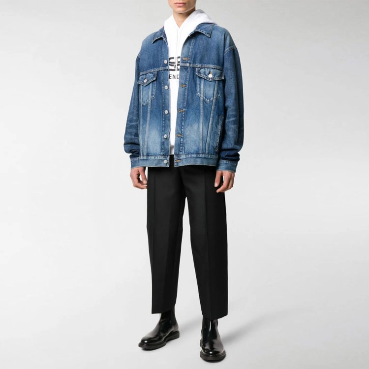 Balenciaga logo