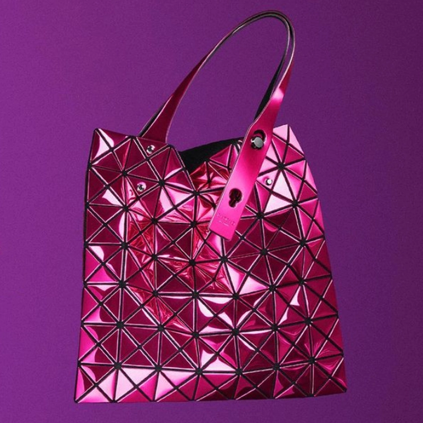 ISSEY MIYAKE Platinum Tote