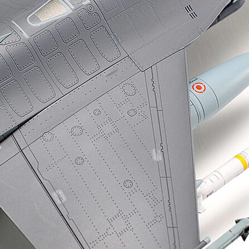 172 F-16CJ 21.3cm