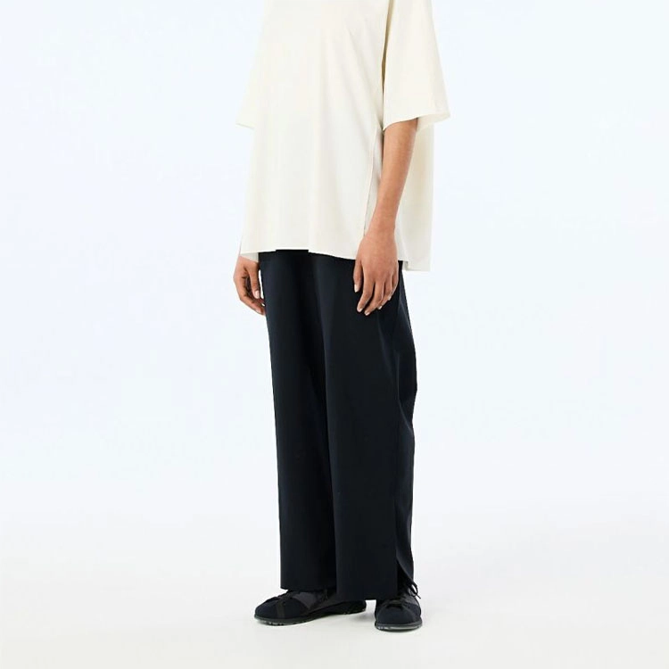 PLEATS PLEASE ISSEY MIYAKE