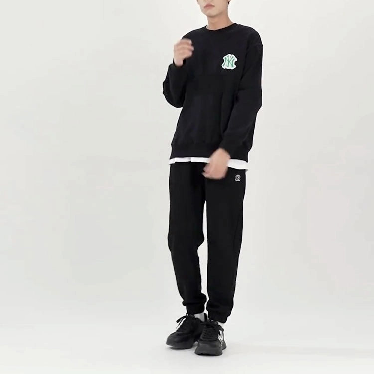 MLB FW22 Logo