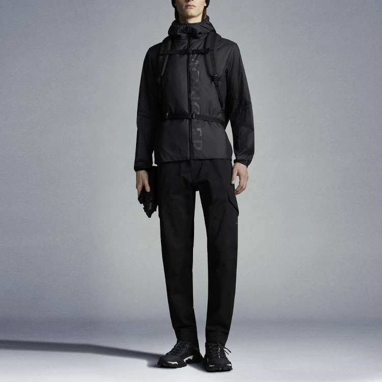 Moncler SS22 Lchiro