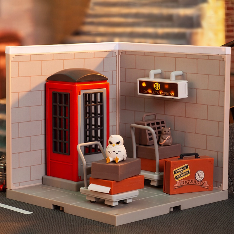 POP MART 934 15.8cm