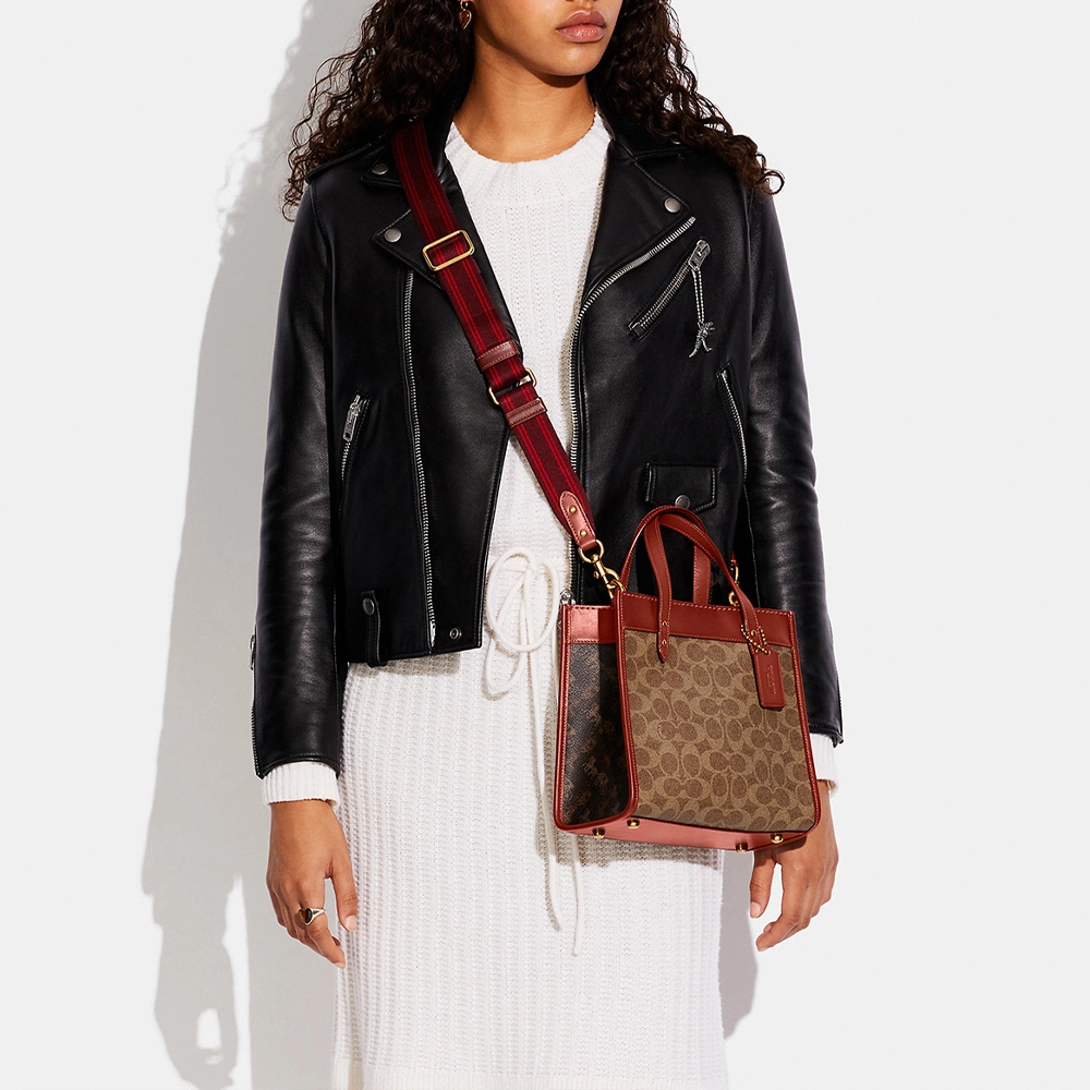 COACH Field 22 Tote