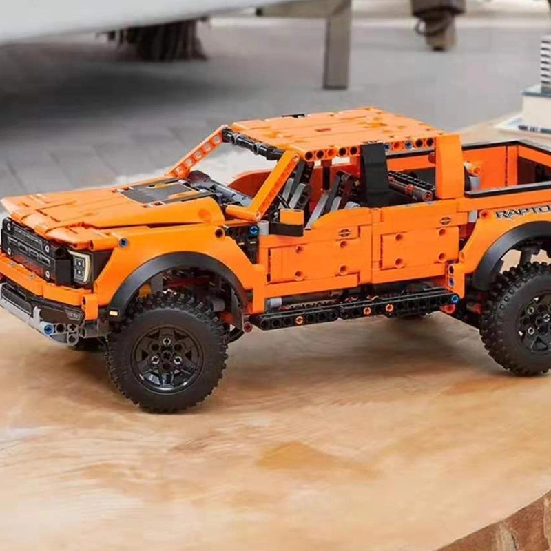 LEGO F-150 Raptor 42126