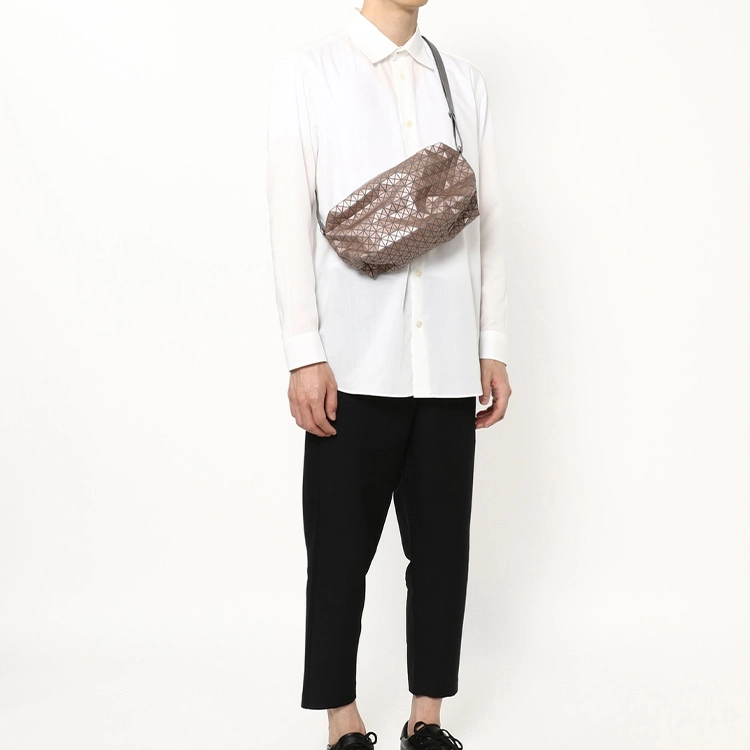 ISSEY MIYAKE Kuro
