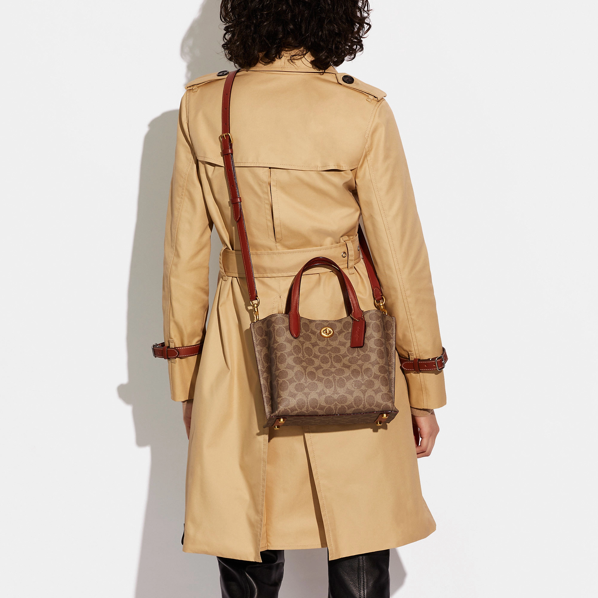 COACH Willow 24 Tote
