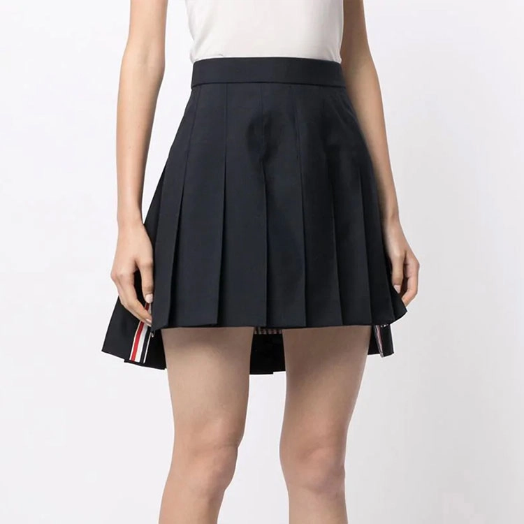 THOM BROWNE A