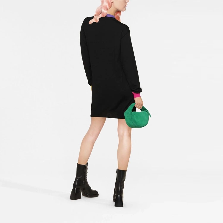 MOSCHINO FW22 Logo