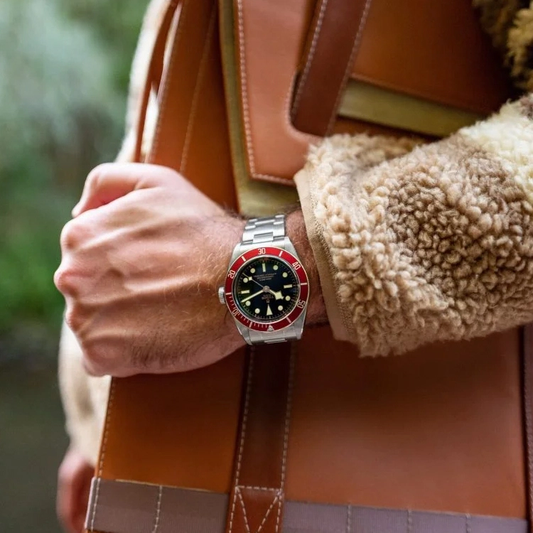 TUDOR 41mm M79230R-0012