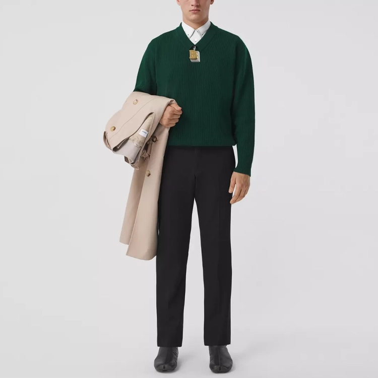 Burberry FW21 v